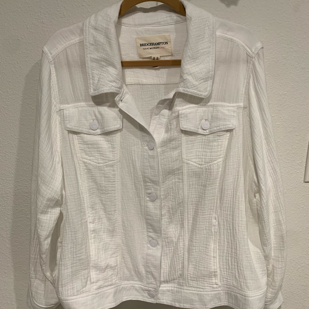 Isaac Mizrahi Live White Muslin Textured Button-Up Shirt, 1X